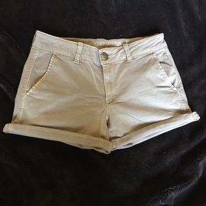 Low rise American Eagle shorts